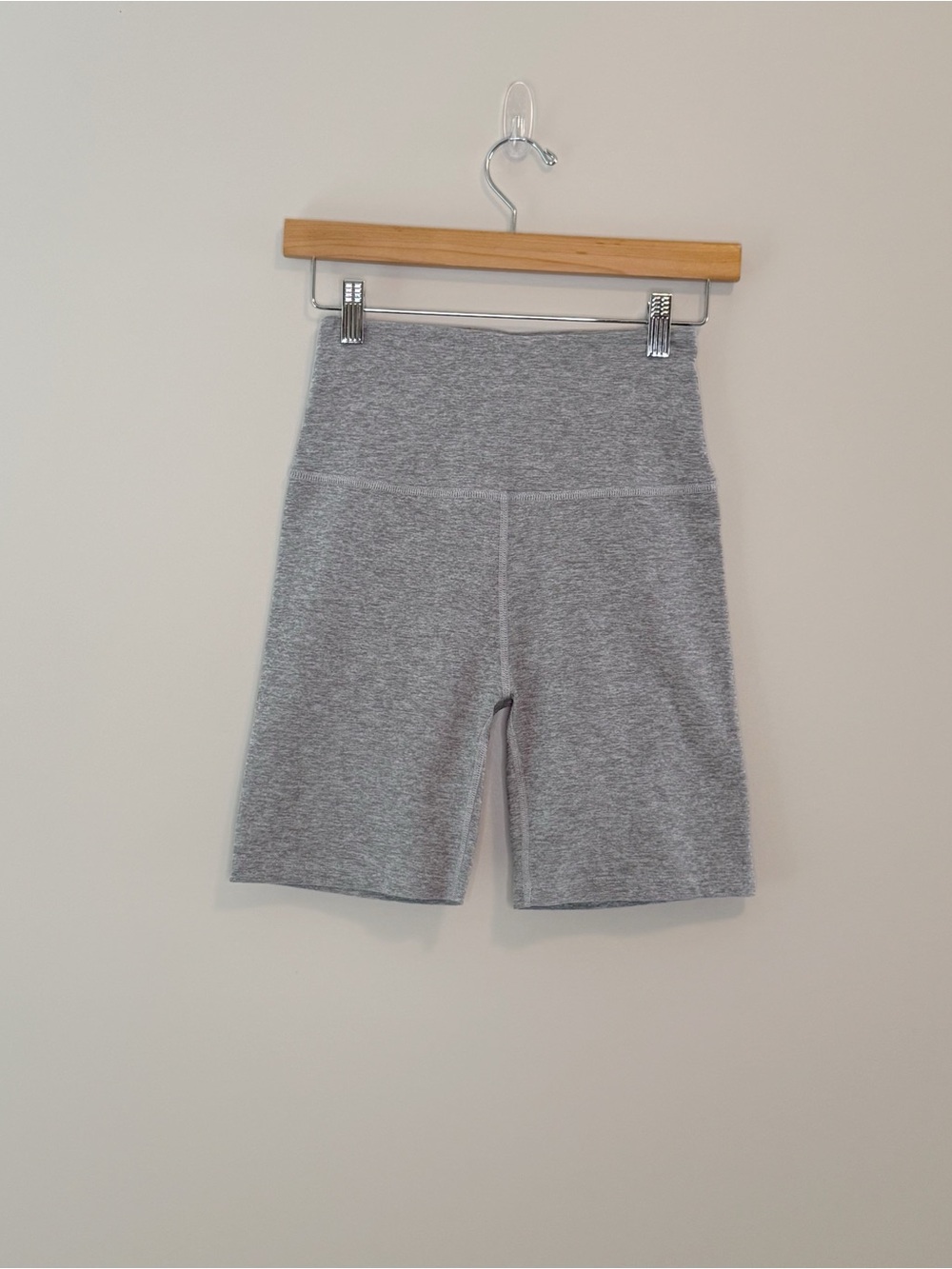 Beyond Yoga High Waisted 7-Inch Spacedye Bike Shorts Grey Heather Size M